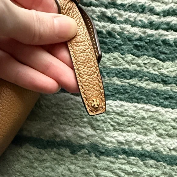 🆕 Tory Burch small Romy crossbody - Picture 9 of 14